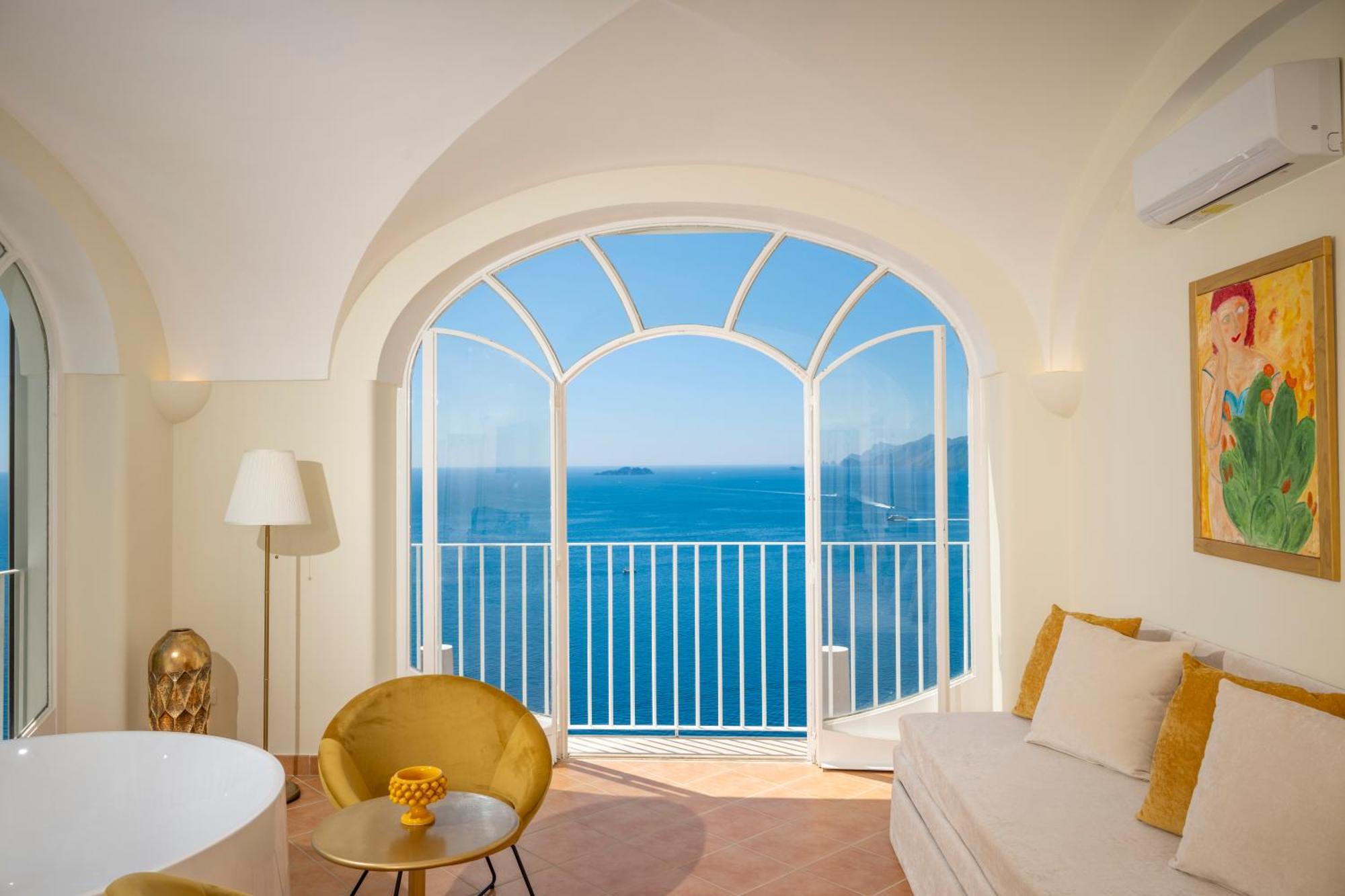 Santa Chiara 4*